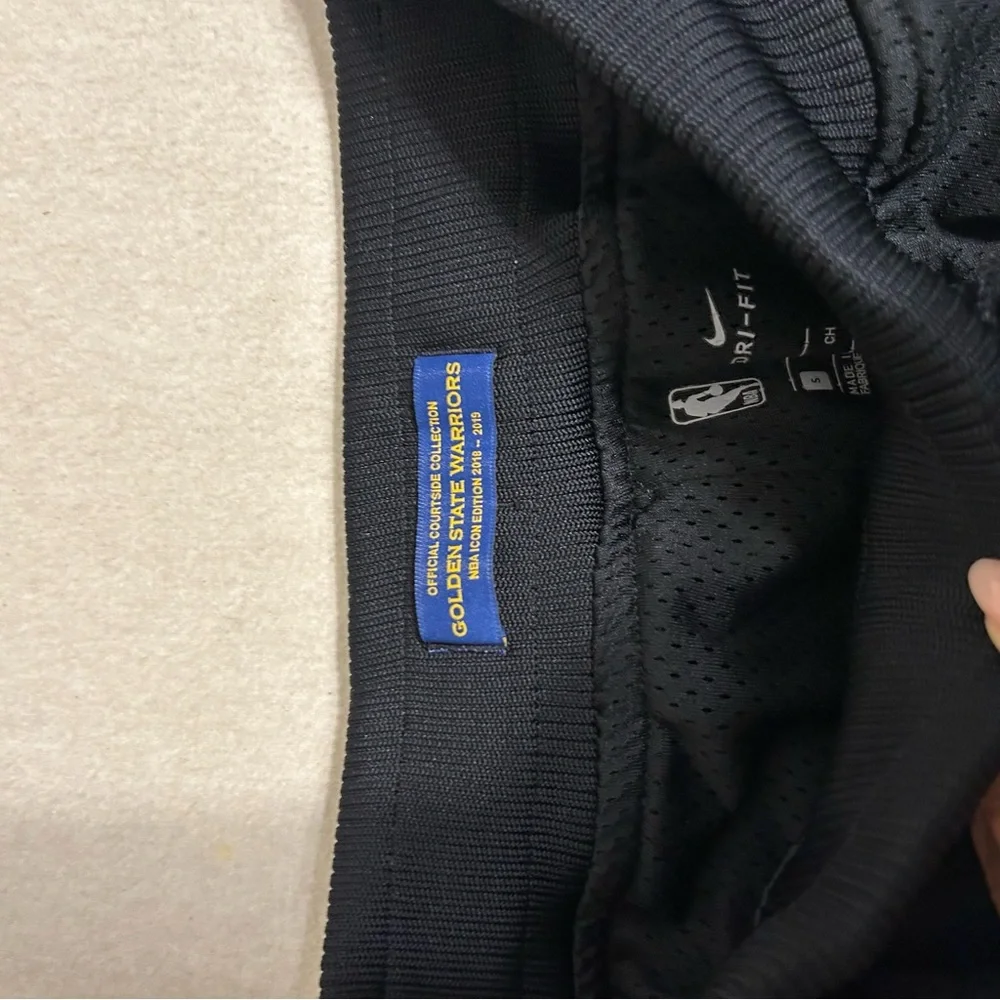 NIKE Golden State Warriors Courtside Icon‎ Basketball Shorts Size S